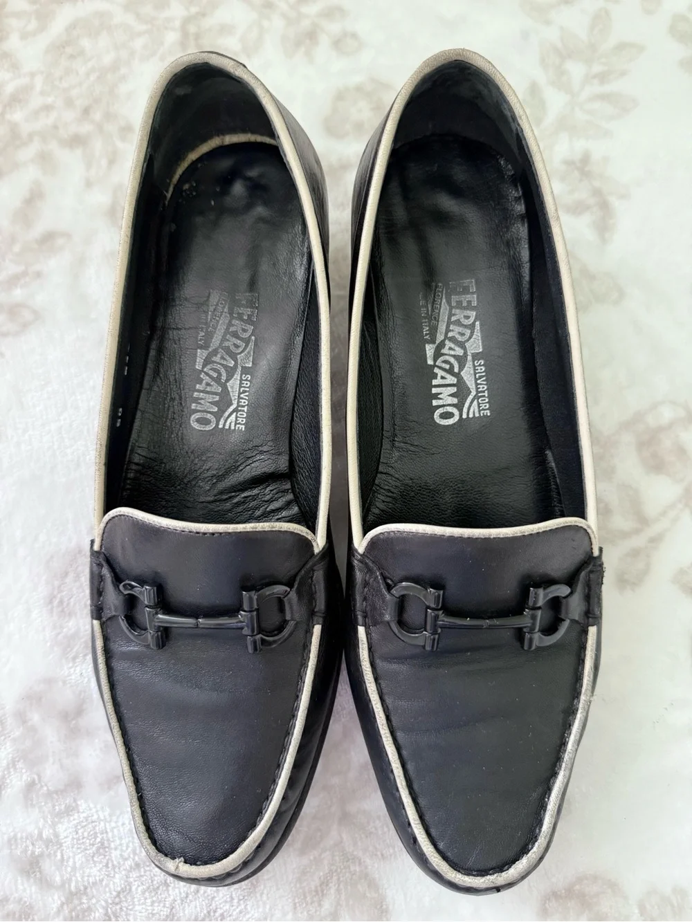 Salvatore Ferragamo classic salvatore